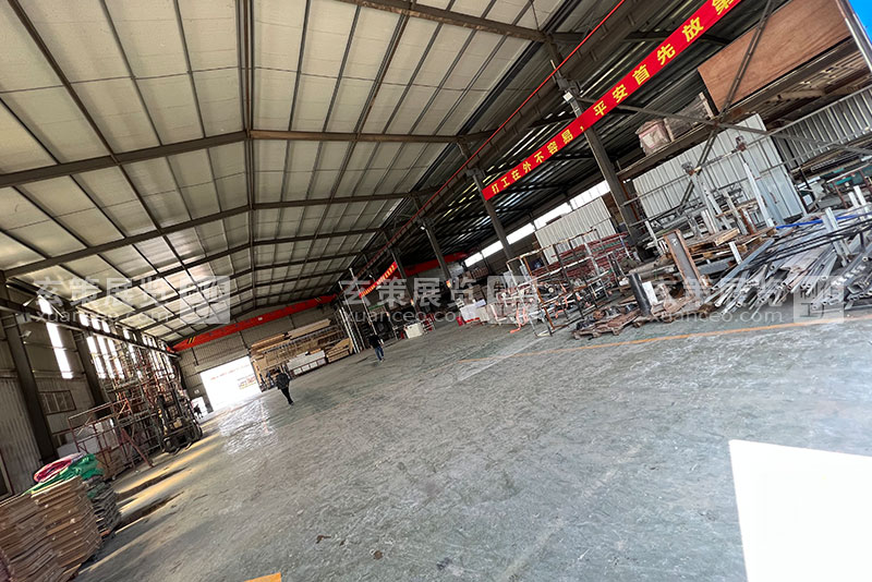 午夜福利在线播放展覽工廠鐵工區